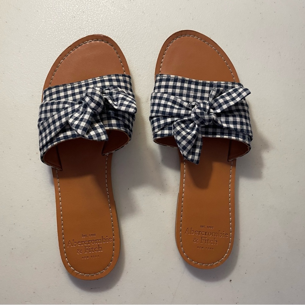 Abercrombie and Fitch Gingham Bow Sandals